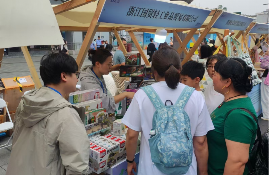 1747903117293893PbsY.png 7100e9601efdfc39b04cc39933efbff6.png